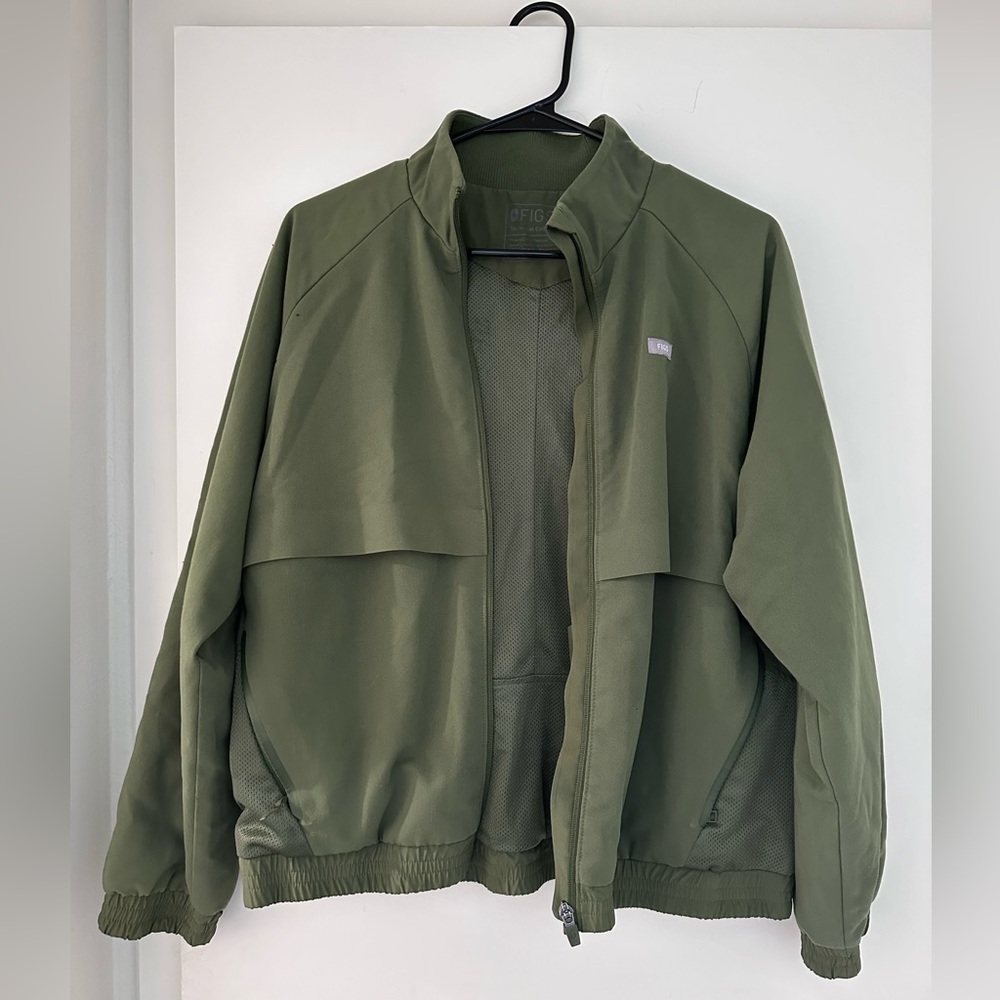 Figs medium Sydne army green jacket